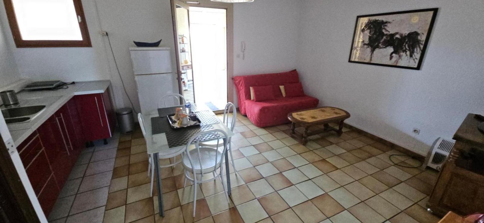 Hotel Et Residence De La Transhumance Saint-Martin-de-Crau Ngoại thất bức ảnh