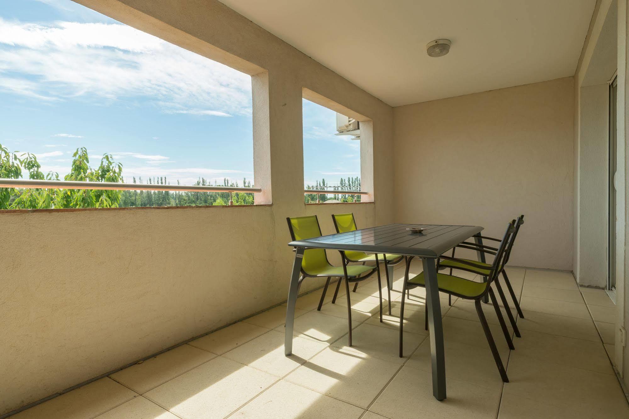 Hotel Et Residence De La Transhumance Saint-Martin-de-Crau Ngoại thất bức ảnh