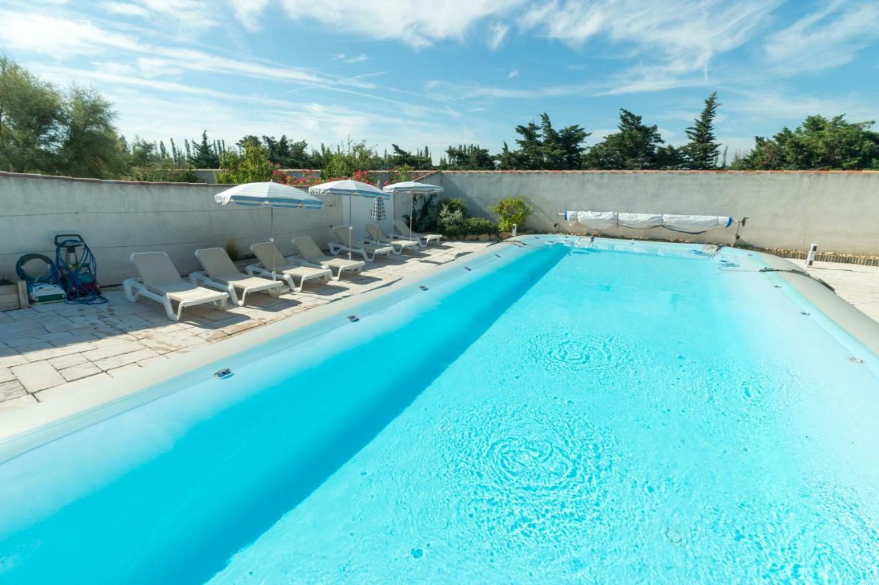 Hotel Et Residence De La Transhumance Saint-Martin-de-Crau Ngoại thất bức ảnh